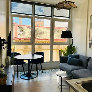 https://apartamentos-uncibay-premium.hotelsinnerja.org