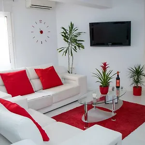 https://apartamento-er-malaga-centro.1costadelsol.com